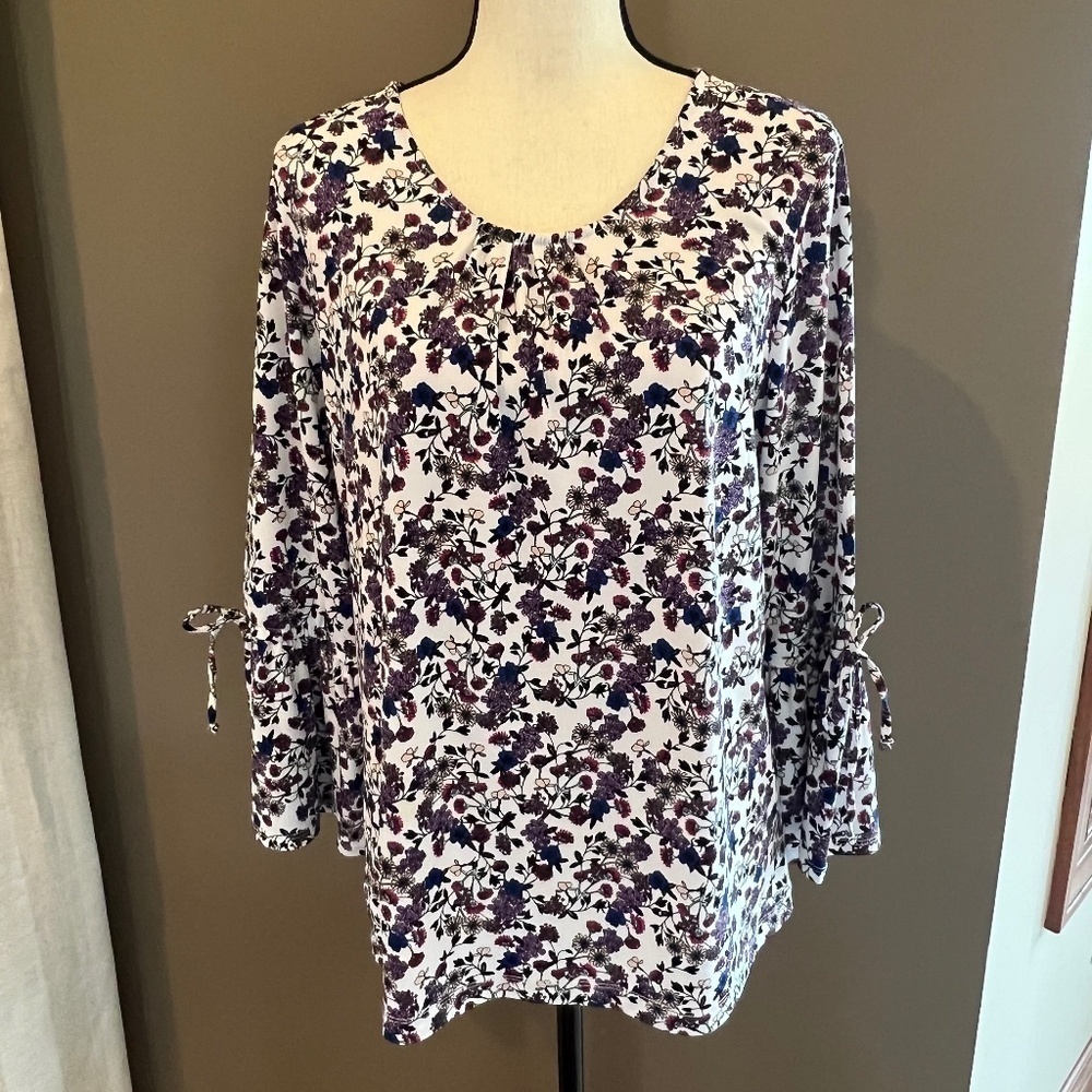 Liz Claiborne Career Floral Bell Sleeve Fairy, Comfy, Fall Colors, Size Large